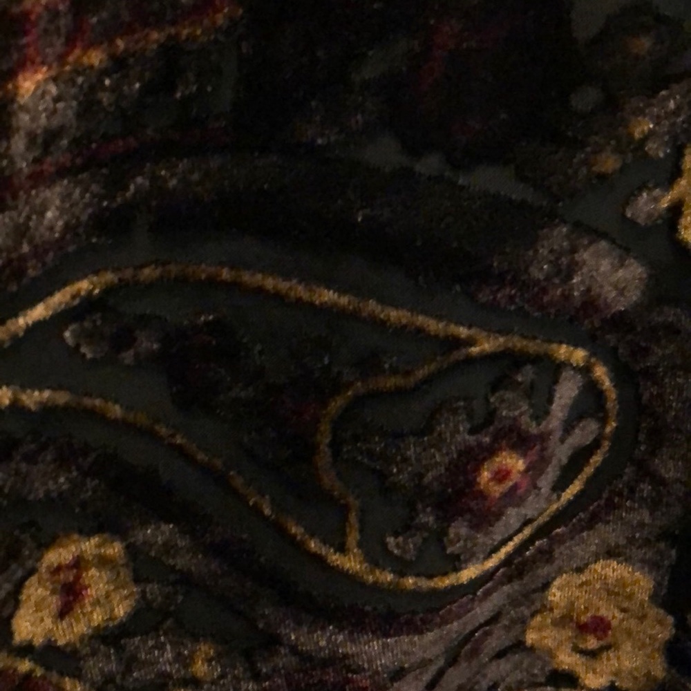 Shawl - Picture 4 of 8